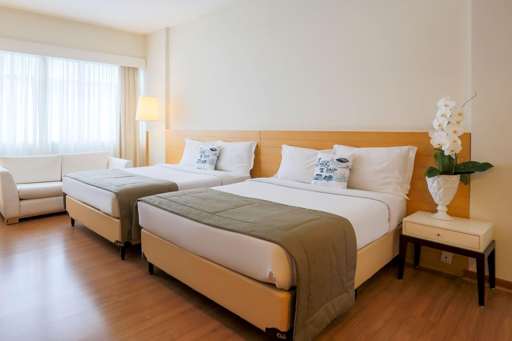 Hotel Pestana Curitiba Extérieur photo