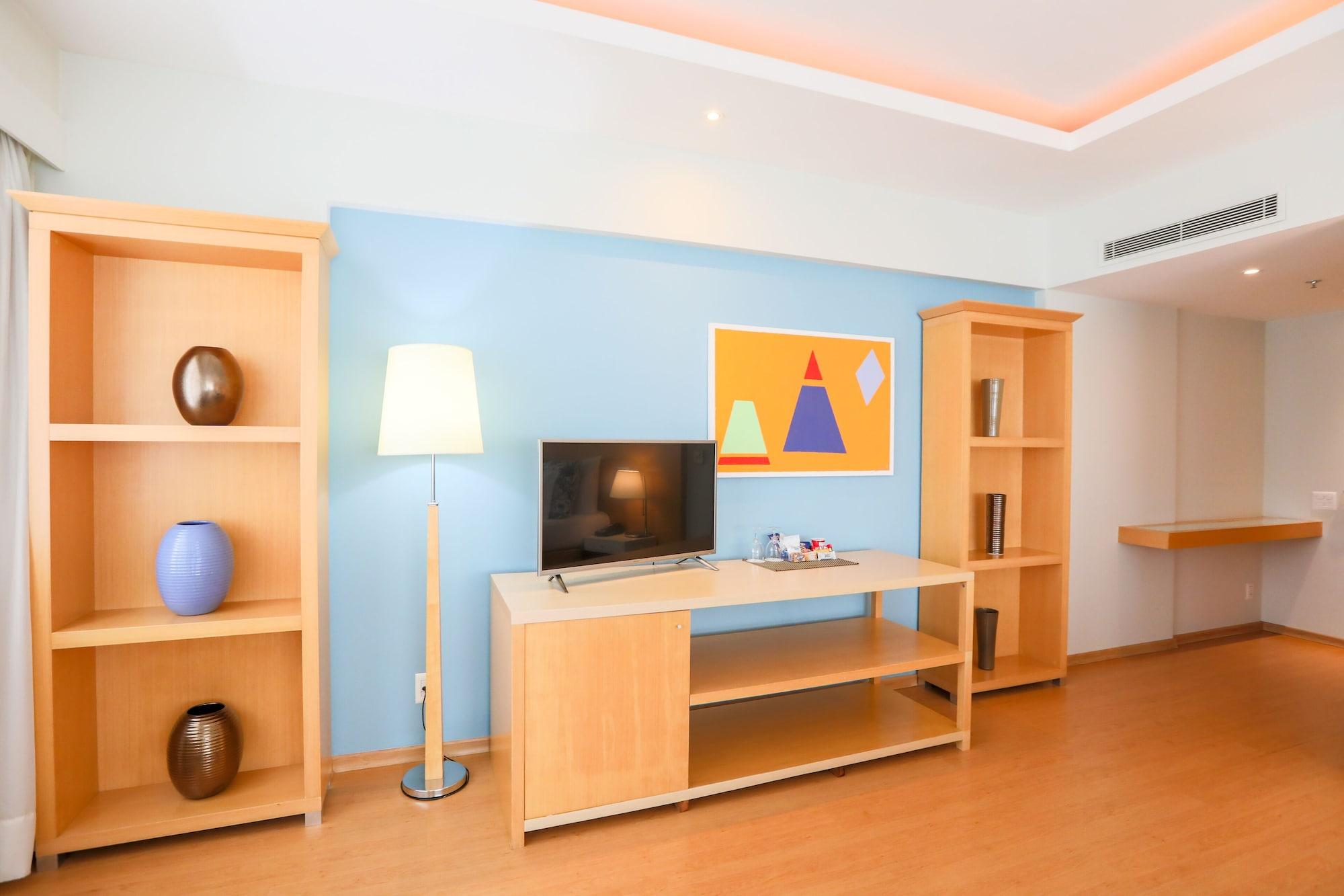 Hotel Pestana Curitiba Extérieur photo