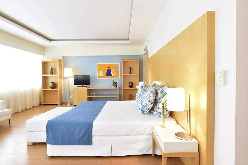 Hotel Pestana Curitiba Extérieur photo