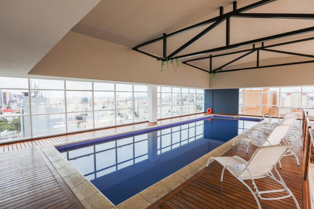 Hotel Pestana Curitiba Extérieur photo