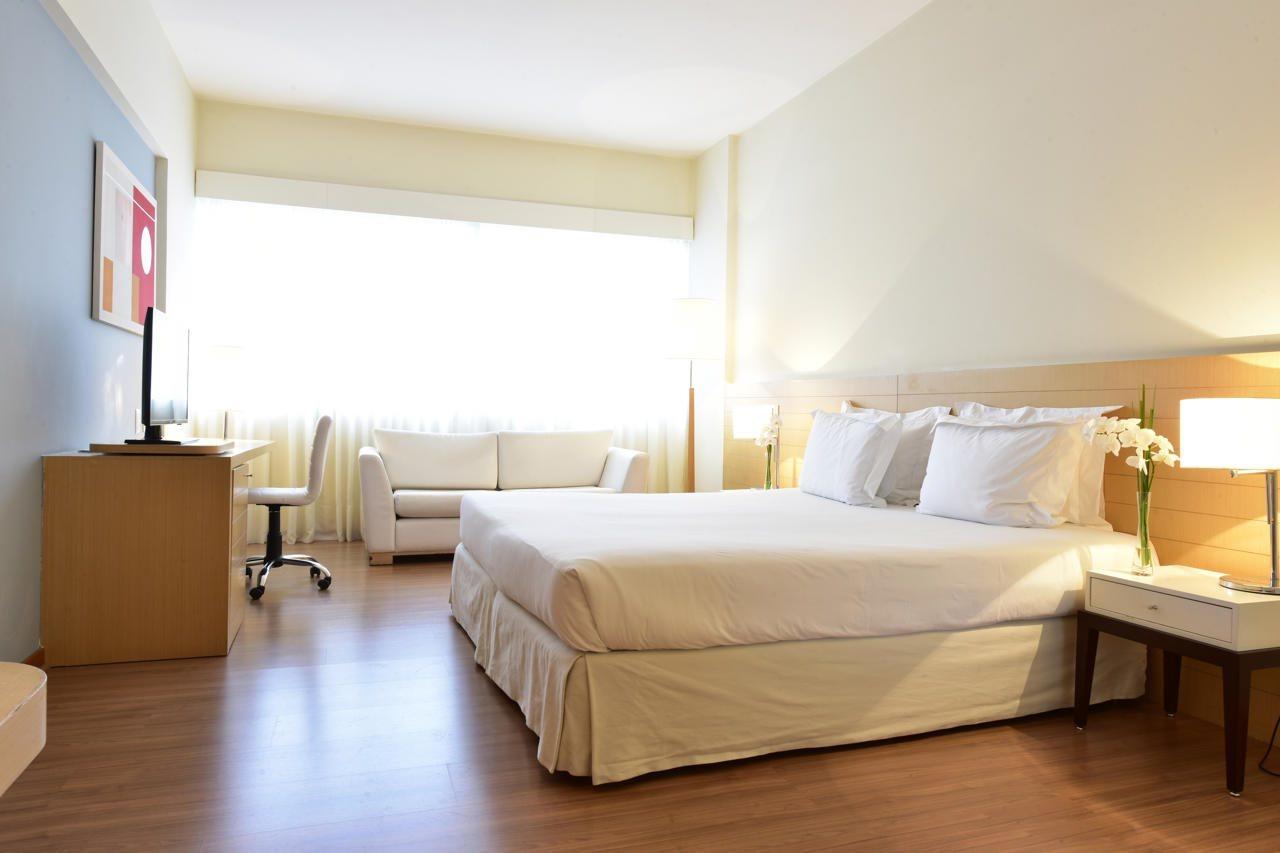Hotel Pestana Curitiba Extérieur photo