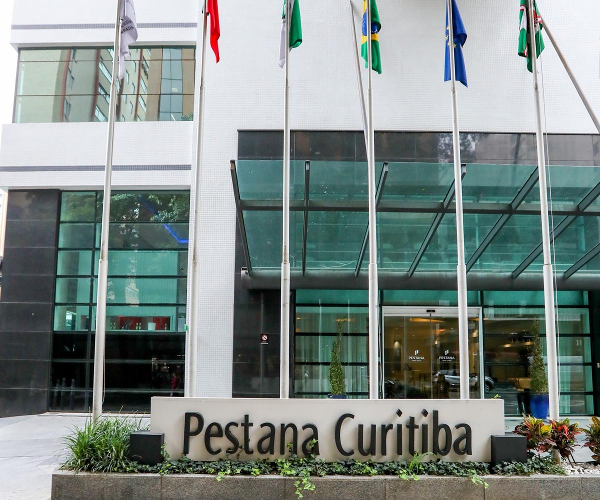Hotel Pestana Curitiba Extérieur photo