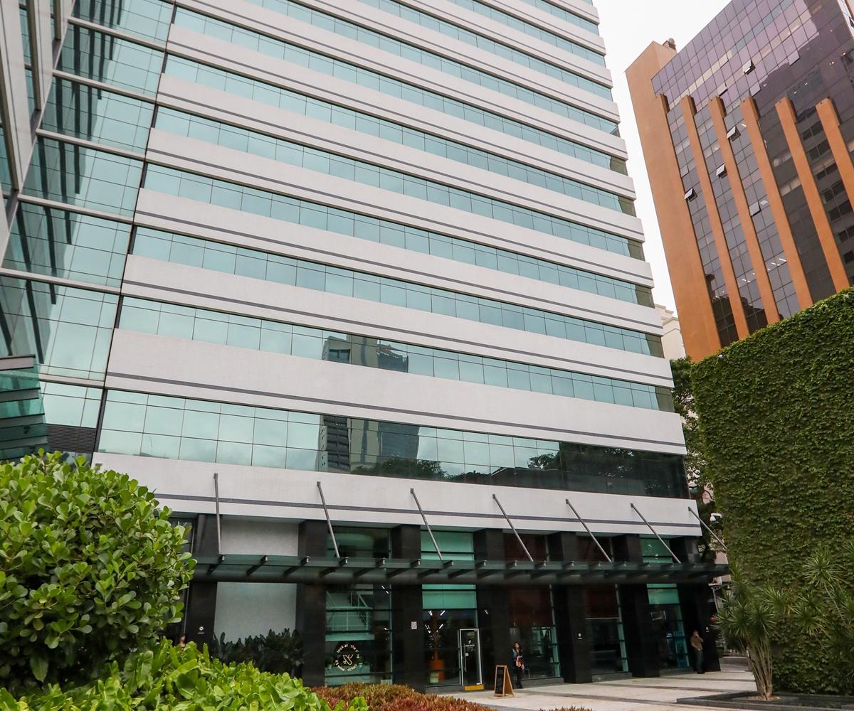 Hotel Pestana Curitiba Extérieur photo