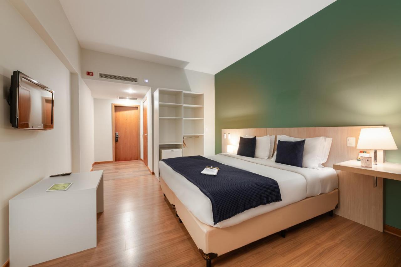 Hotel Pestana Curitiba Extérieur photo