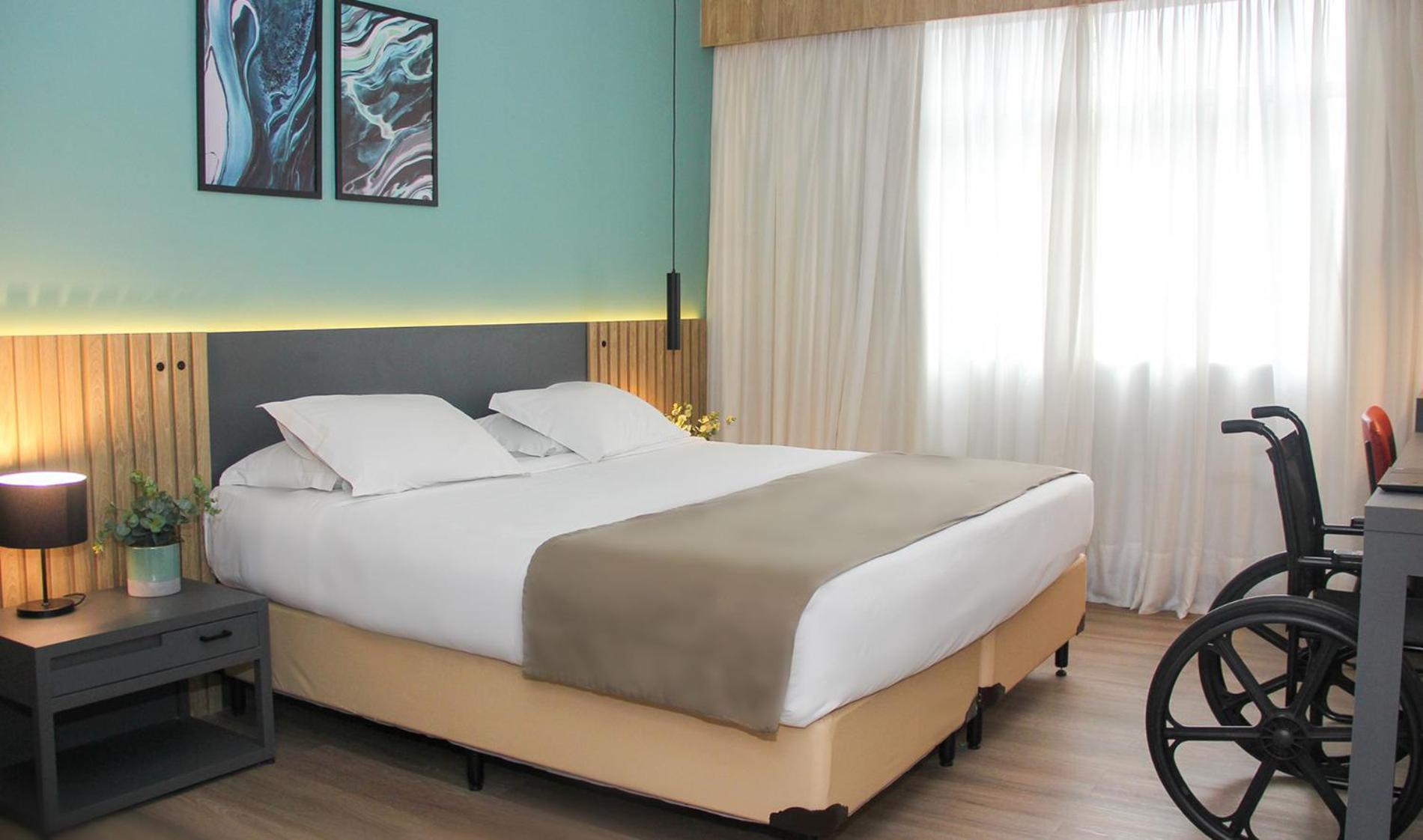 Hotel Pestana Curitiba Extérieur photo