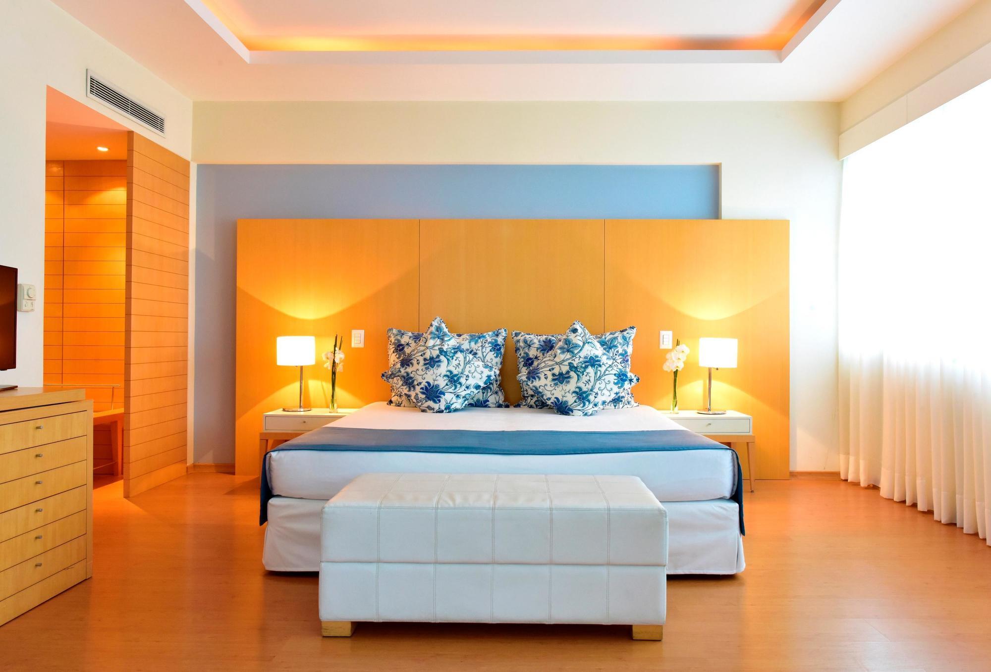 Hotel Pestana Curitiba Extérieur photo