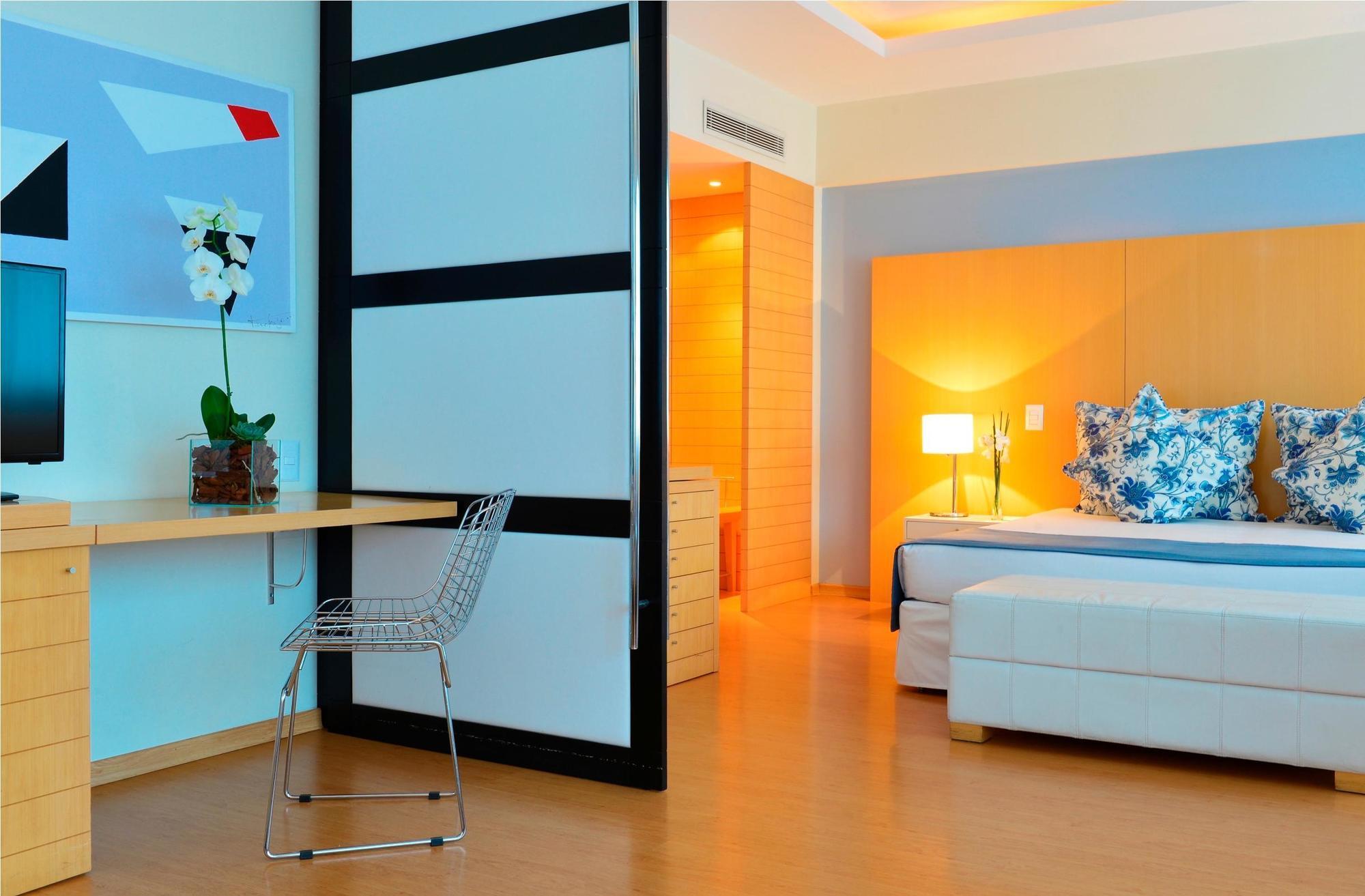 Hotel Pestana Curitiba Extérieur photo